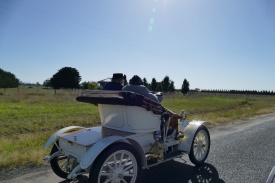 12 1910 Renault AX.jpg