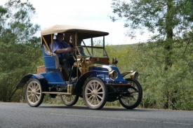125 1910 Renault AX.jpg